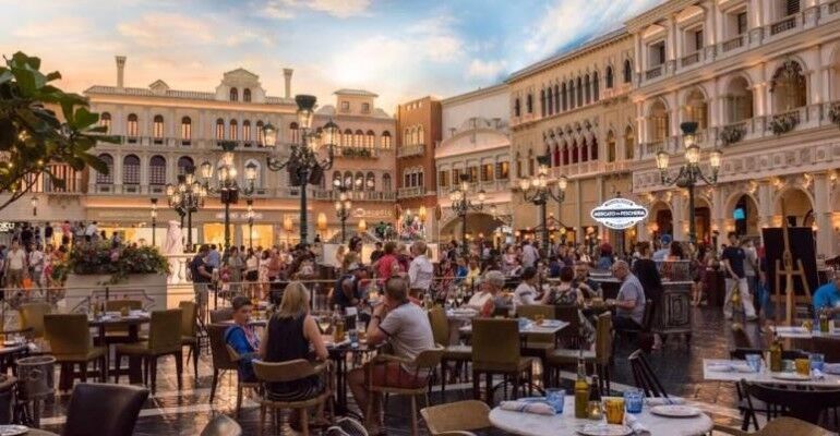 Las Vegas Strip Guided Food Tour from $169 - Book Now on Experience Gifts