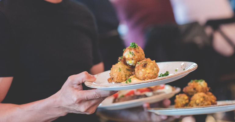 Philadelphia Old City Happy Hour Tour From $74 - Book Now On Experience Gifts