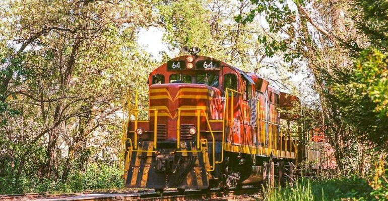 Easter Train Ride from Willits with Easter Egg Hunt