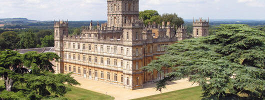 Downton Abbey Coach Tour from London