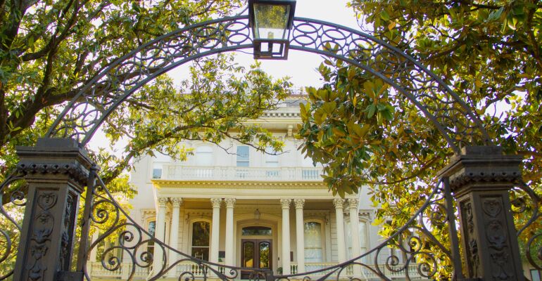 New Orleans Historic Garden District Walking Tour