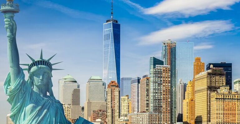 New York City Downtown Highlights Walking Tour
