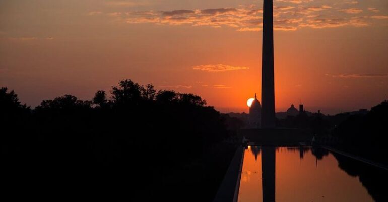 Washington DC Monuments and Capitol Tour