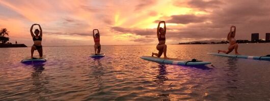 Private Stand-Up-Paddle Glowga Yoga Class in Honolulu