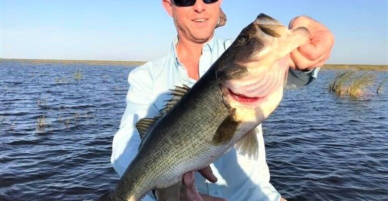 Sebring Bass Fishing Charter: Lake Istokpoga Adventure
