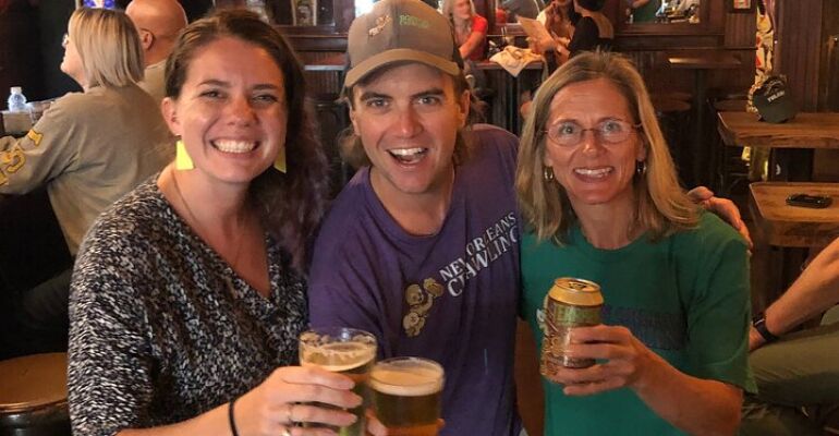New Orleans Small-Group History Tour Pub Crawl of The Irish Channel