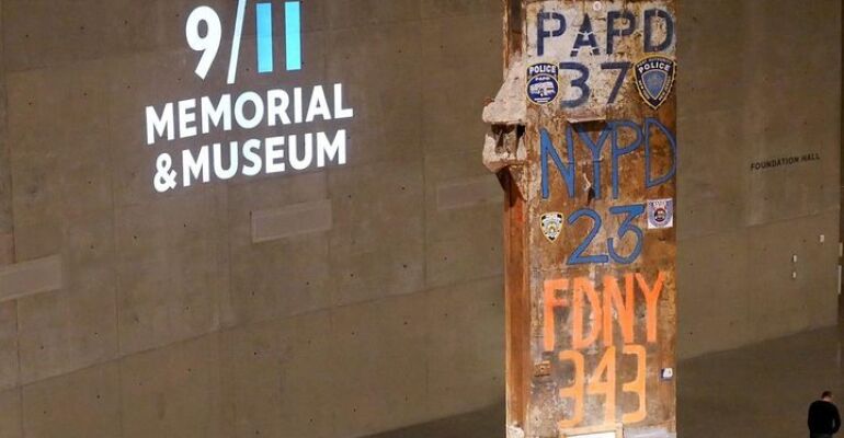 New York 9/11 Heroes and Survivors。