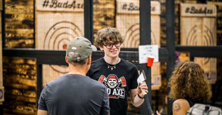 Washington DC 1 Hour Axe Throwing Experience
