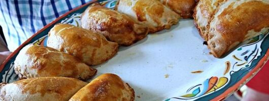 Georgetown Foodie Culinary Tour & Neighborhood Walk