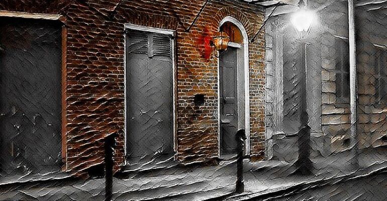 New Orleans Haunted Ghost Tour Experience