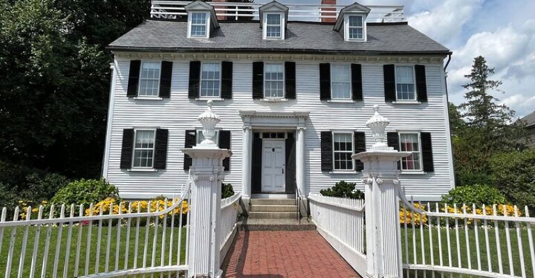 Boston to Salem Witch Trials Historical Tour