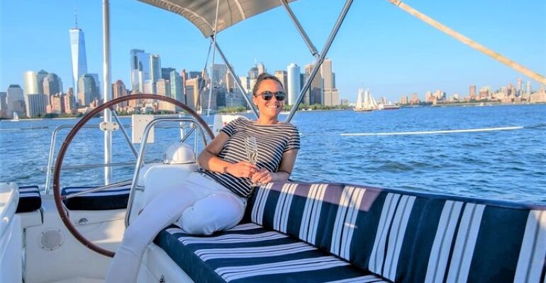 New York Luxury Sailing Adventure Experience