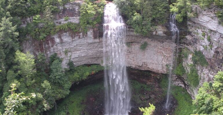 Nashville Winter Hiking Adventure at Falls