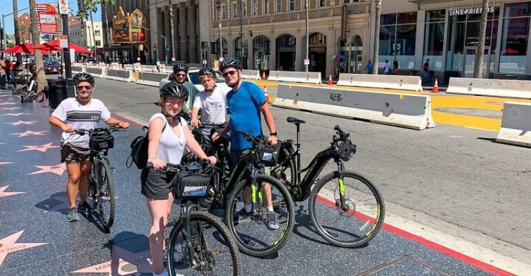 Hollywood Bike Tour and Celebrity Sightseeing