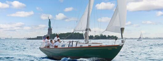 1 Hour Private Charter in New York Harbor for up to 6 people