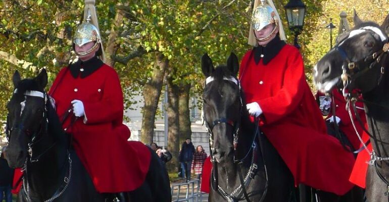 London Royal Sights And Changing Ceremony Tour