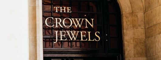 Tower of London Tour with Crown Jewels & Cruise