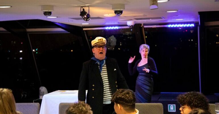 London Cruise and Murder Mystery Dinner