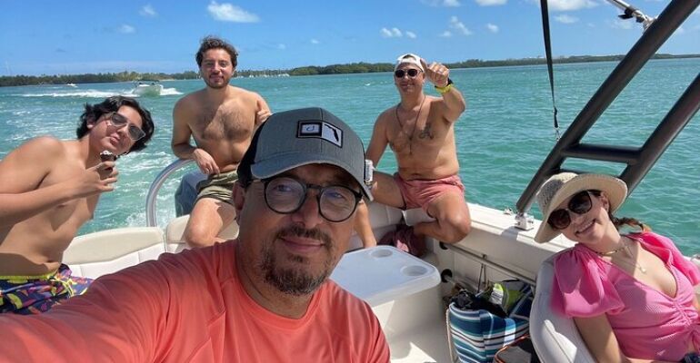 Miami Private Yacht Charter and Snorkeling Adventure