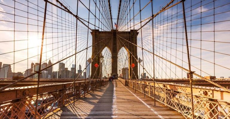 Brooklyn Sunset Bridge Walking Tour Adventure