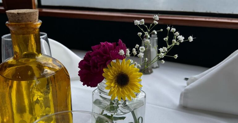 Seattle Waterfront Mother's Day Picnic Cruise