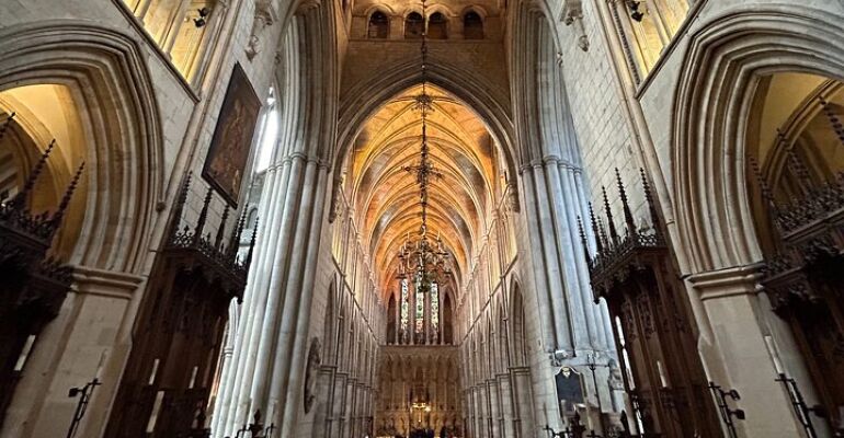 London Medieval History and Architecture Tour