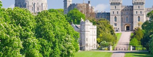 Half Day Tour to Windsor castle By Private Executive Car