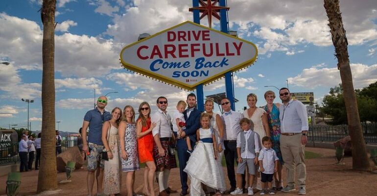 Las Vegas Strip Private Limo Photo Tour