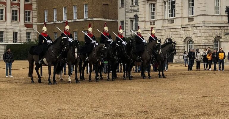 London Grand Tour with Private Chauffeur