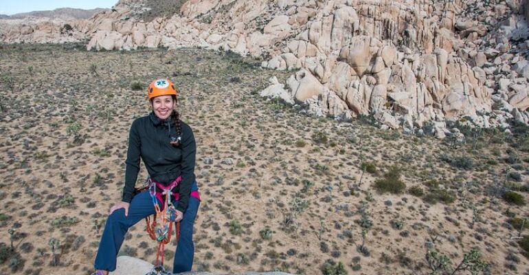 Joshua Tree Rappelling Adventure Experience