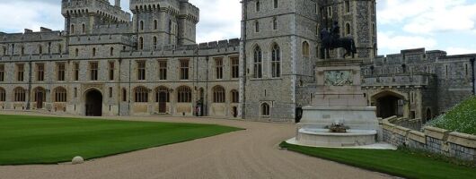 Windsor Castle Bath and Stonehenge Tour