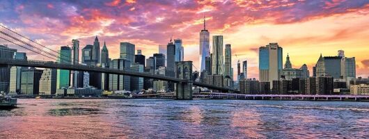 Statue of Liberty Skyline Evening Cruise on River in Manhattan