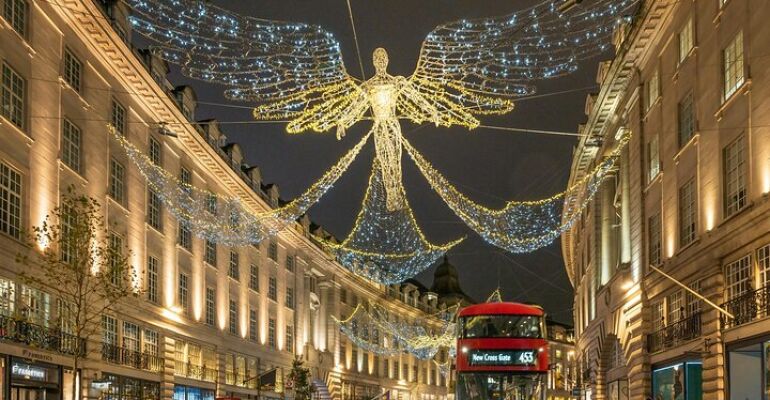 London Cozy Christmas Lights Rickshaw Tour
