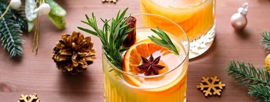 Hop On Hop Off Christmas Bar and Lobby Crawl in New Orleans