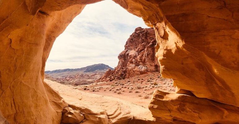 Valley of Fire Private Hiking Tour