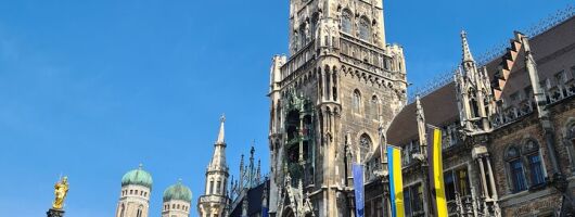 Private History Munich Tour: Iconic Sights and WWII Landmarks