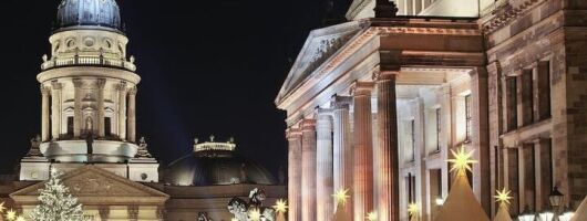 Berlin Christmas Markets Private Walk Tour by Car