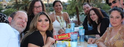 Luxury Las Vegas Strip Limo Tour with Meal and Drinks on Fremont