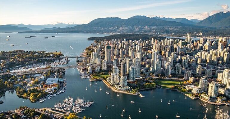 Vancouver City Trolley Sightseeing Adventure