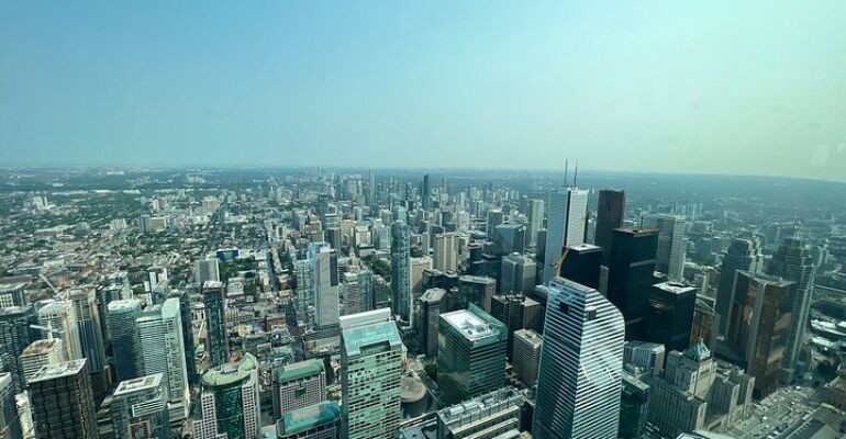 Toronto Private Sightseeing Tour and Experience