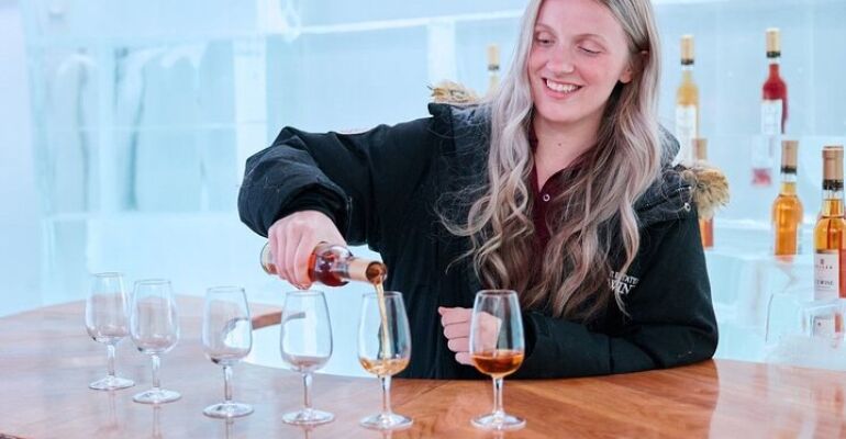 Pelham Vineyard and Maple Syrup Tour