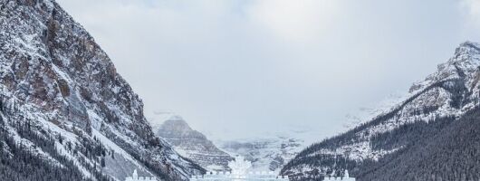 Banff, Lake Louise & Johnston Canyon | Winter Wonderland Tour