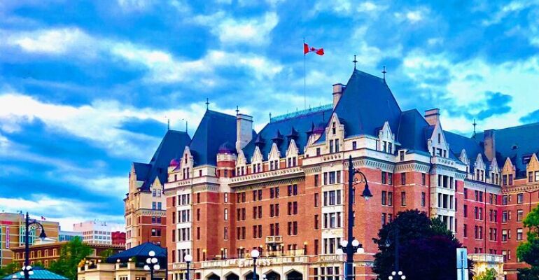 Vancouver to Victoria Scenic Garden Tour