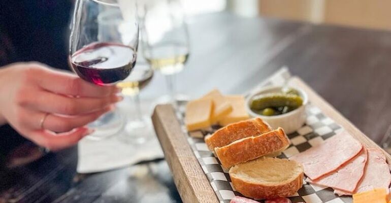 Niagara-On-The-Lake Wine Tasting Tour