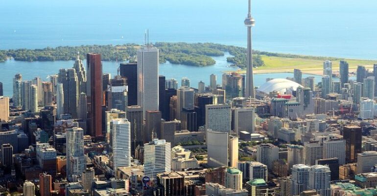 Toronto Private Historical Sightseeing Tour