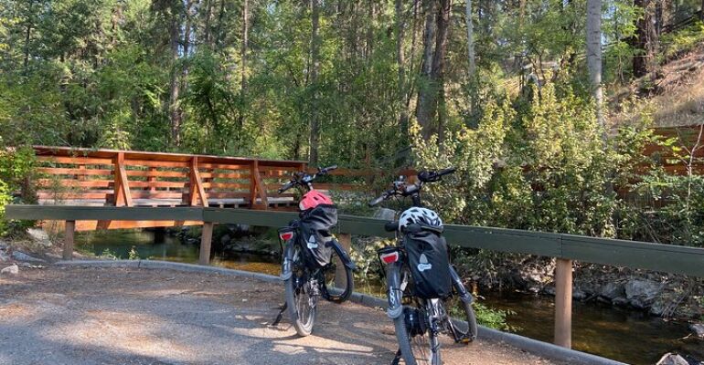 Kelowna E-Bike Salmon Adventure Experience