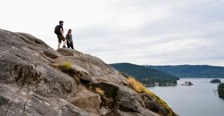 Deep Cove Guided Hiking and Photography Tour
