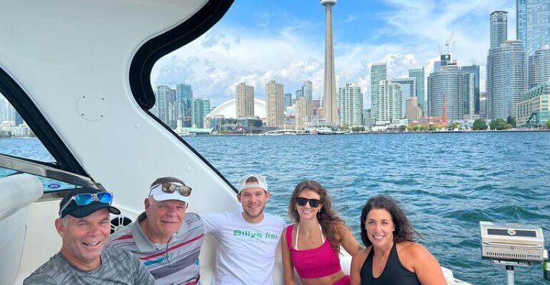 Toronto Harbour Scenic Cruise with Prosecco