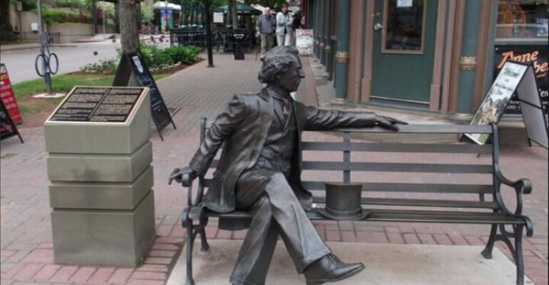 Charlottetown Historic Tour and Exploration
