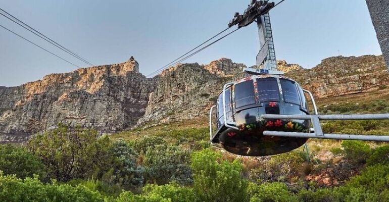 Cape Town Table Mountain and Wine Tour